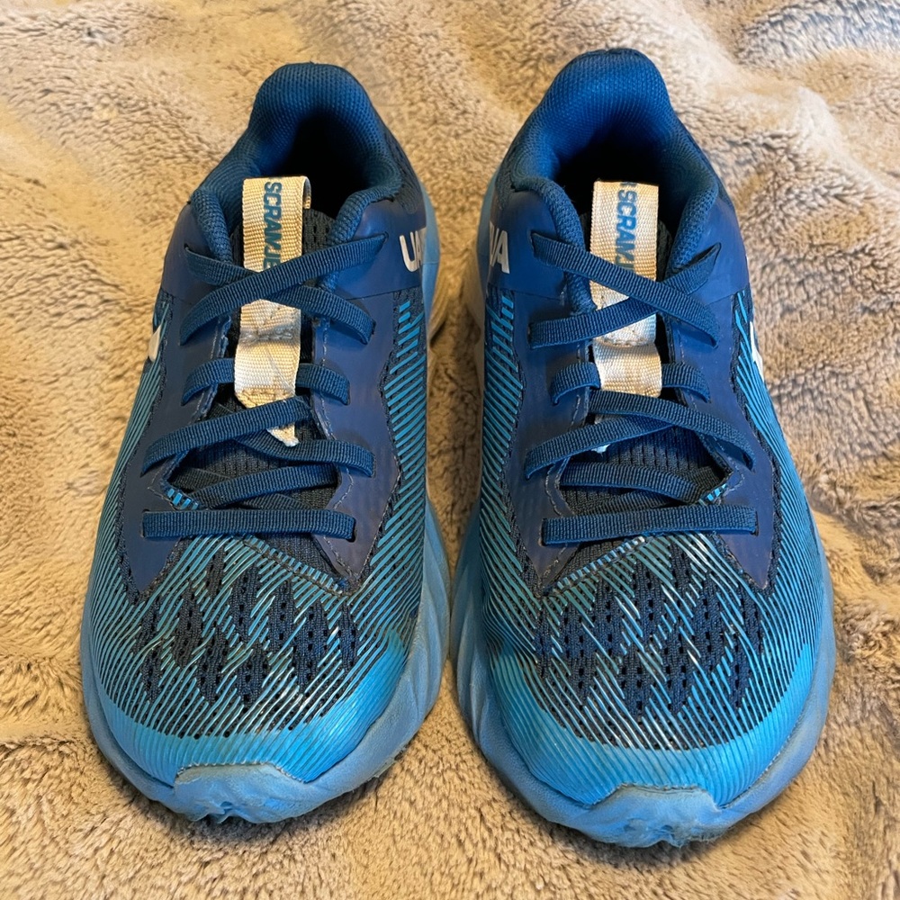 Under Armour 11k blue scramjet shoes